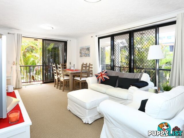 38 Labrador Street Labrador QLD 4215