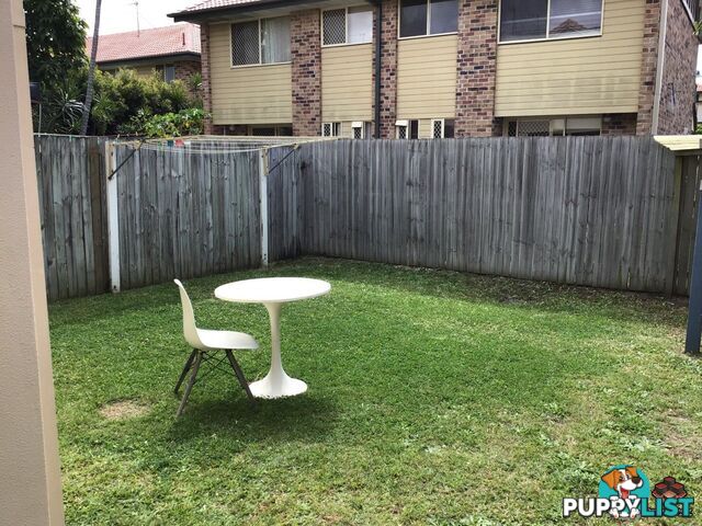 ID:21080599 50 St Kevins Avenue Benowa QLD 4217