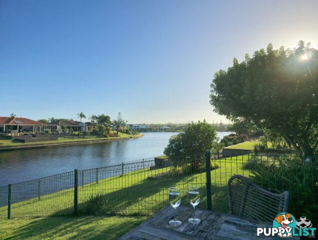185/4 Melody Court Warana QLD 4575