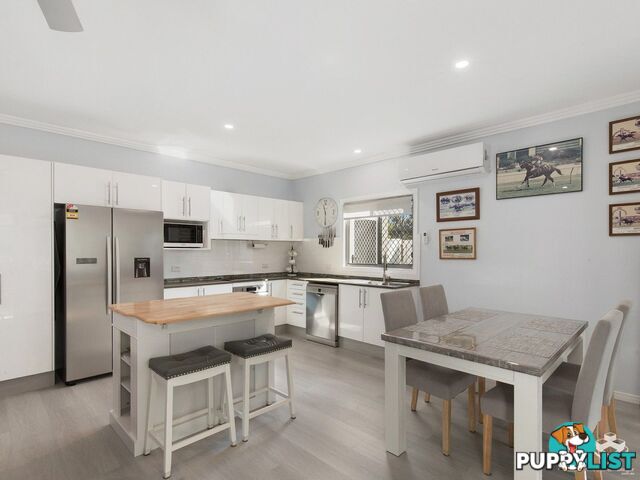 4/12 Careel Close Helensvale QLD 4212