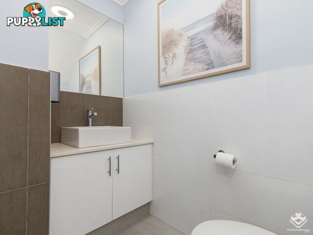 4/12 Careel Close Helensvale QLD 4212
