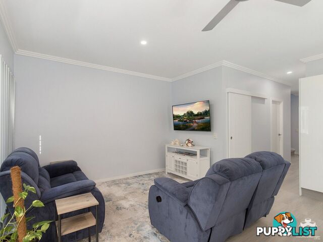 4/12 Careel Close Helensvale QLD 4212