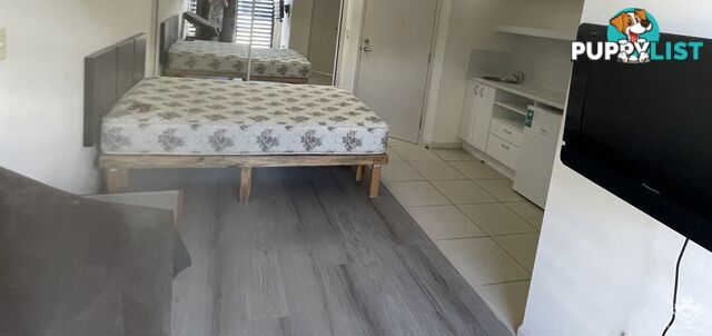 1A/8 Hinley Avenue Maroochydore QLD 4558