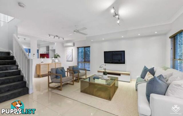 2 Rambler Street Bardon QLD 4065