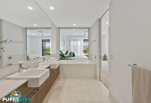 ID:21152995 310 Easthill Drive Robina QLD 4226