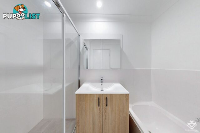 20/75 Brown Street Labrador QLD 4215