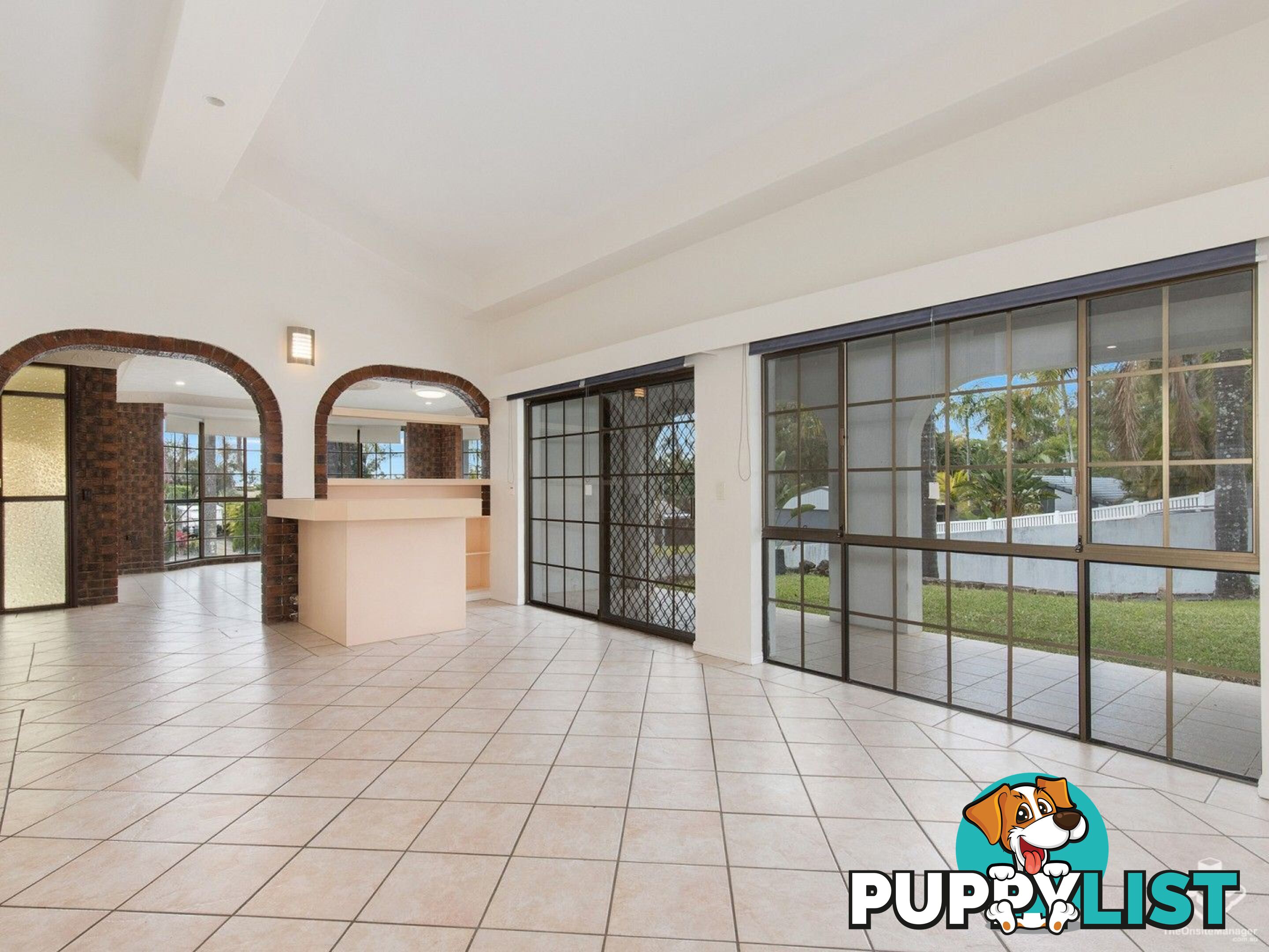 2 Nowra Court Helensvale QLD 4212