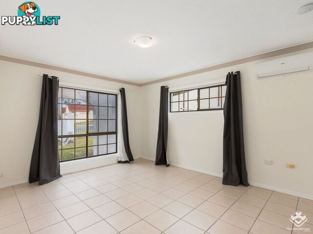2 Nowra Court Helensvale QLD 4212