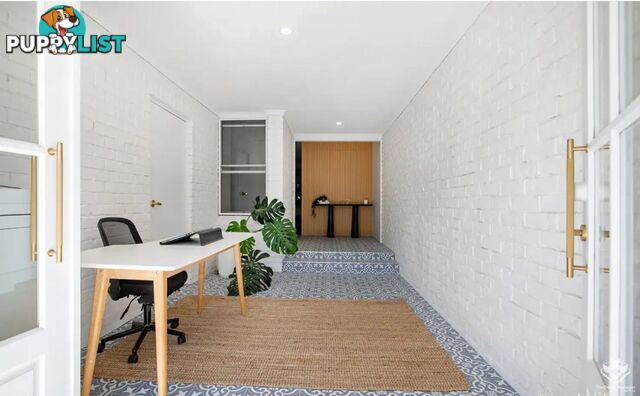 26 Vespa Crescent Surfers Paradise Qld 4217