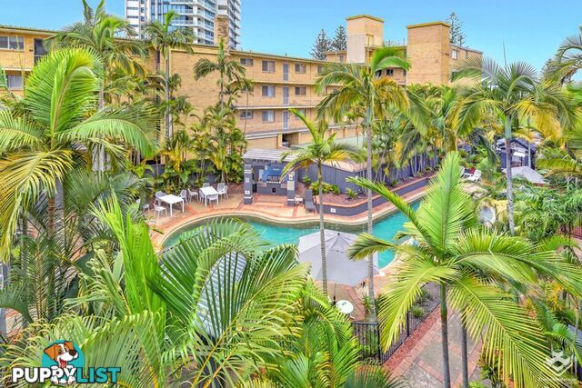 ID:21152862 220 Marine Parade Labrador QLD 4215