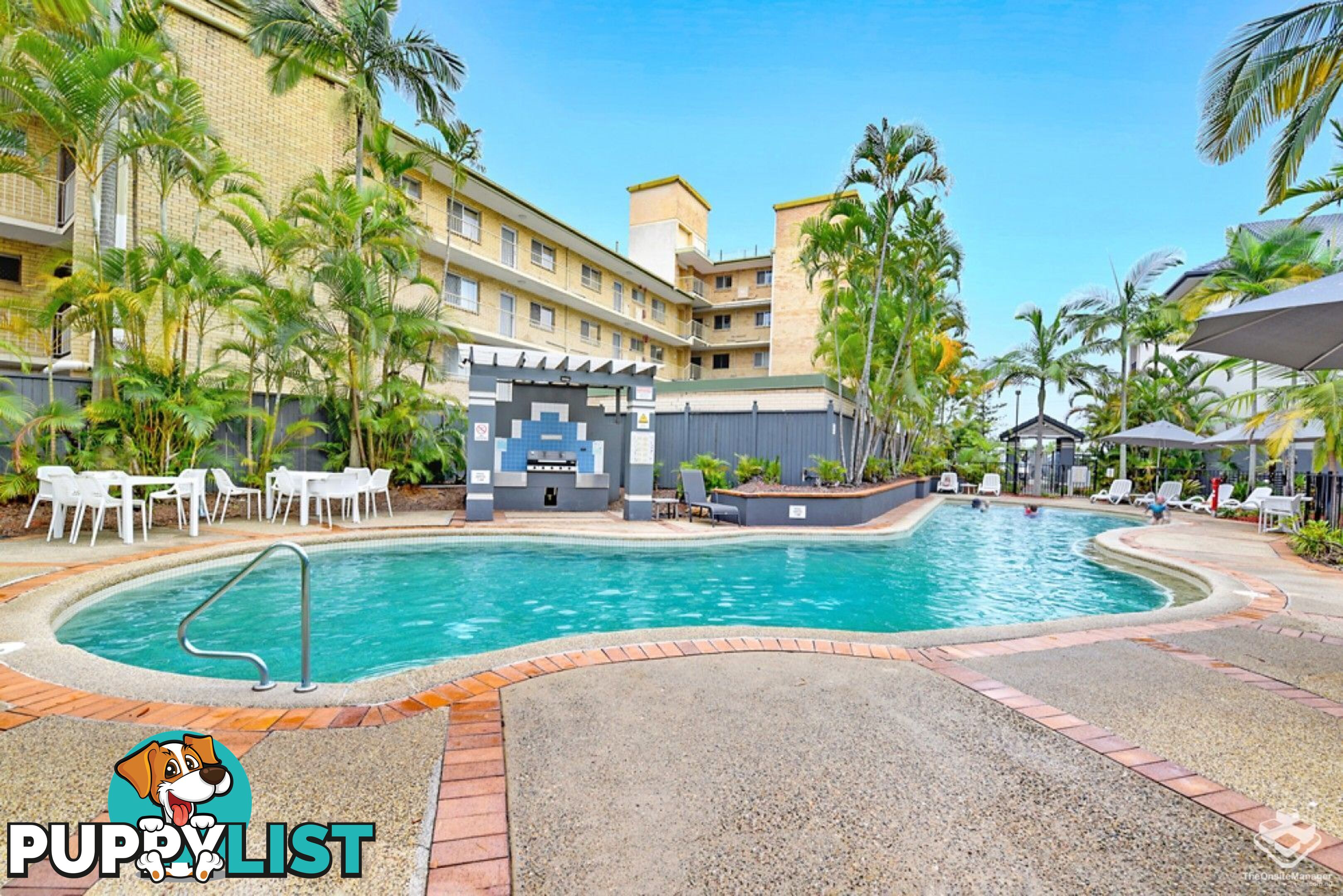 ID:21152862 220 Marine Parade Labrador QLD 4215