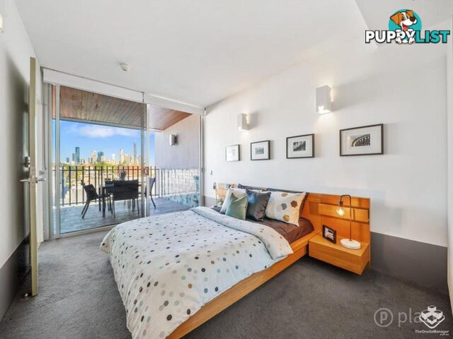 601/8 Skyring Terrace Teneriffe QLD 4005