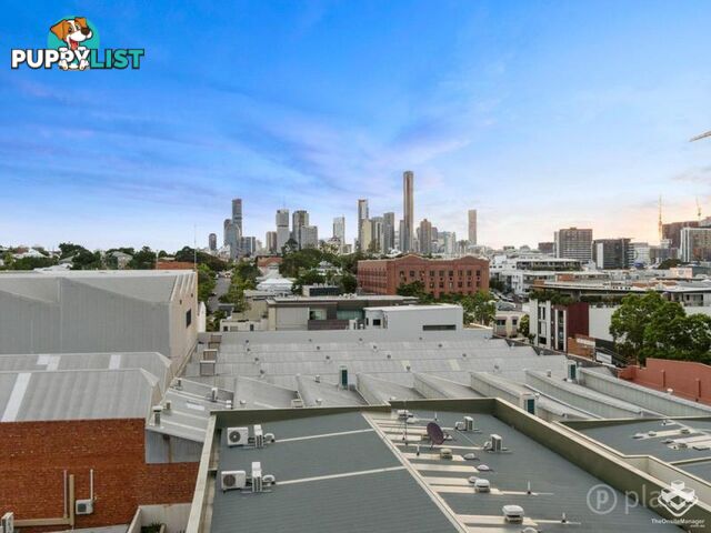 601/8 Skyring Terrace Teneriffe QLD 4005