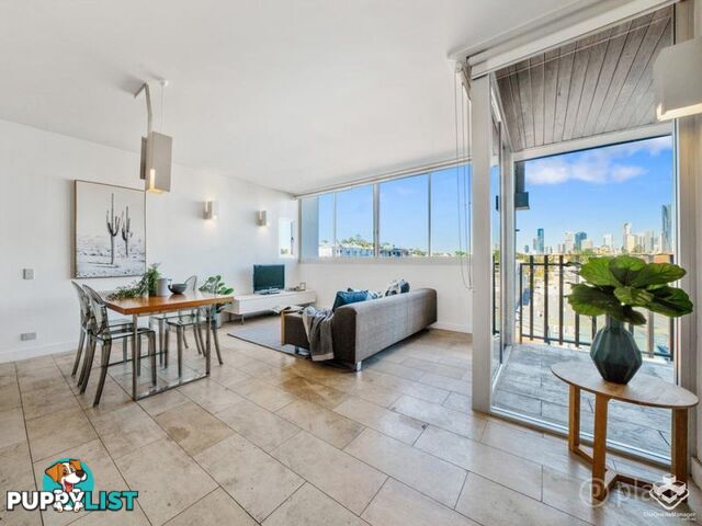 601/8 Skyring Terrace Teneriffe QLD 4005