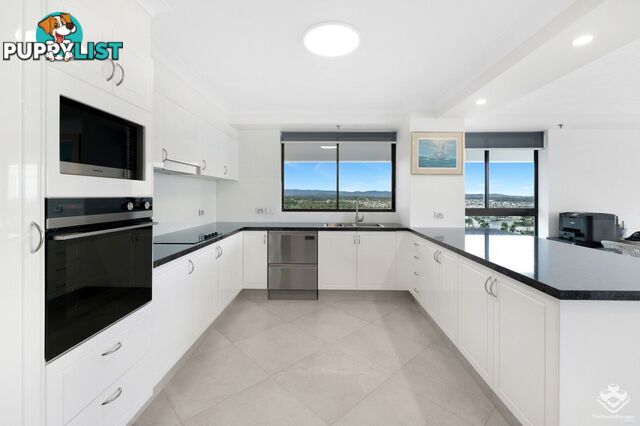 ID:21157475 7 Oatland Esplanade Runaway Bay QLD 4216