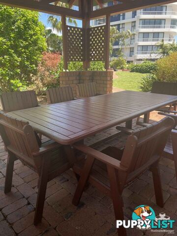 ID:21157475 7 Oatland Esplanade Runaway Bay QLD 4216