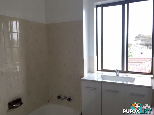 ID:21152871 15 Allwood Street Indooroopilly QLD 4068