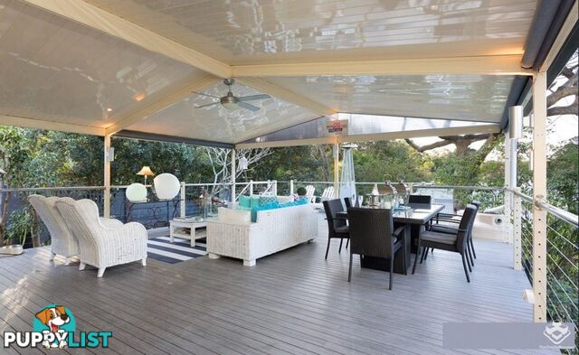 2 Dillingen Street Chapel Hill QLD 4069