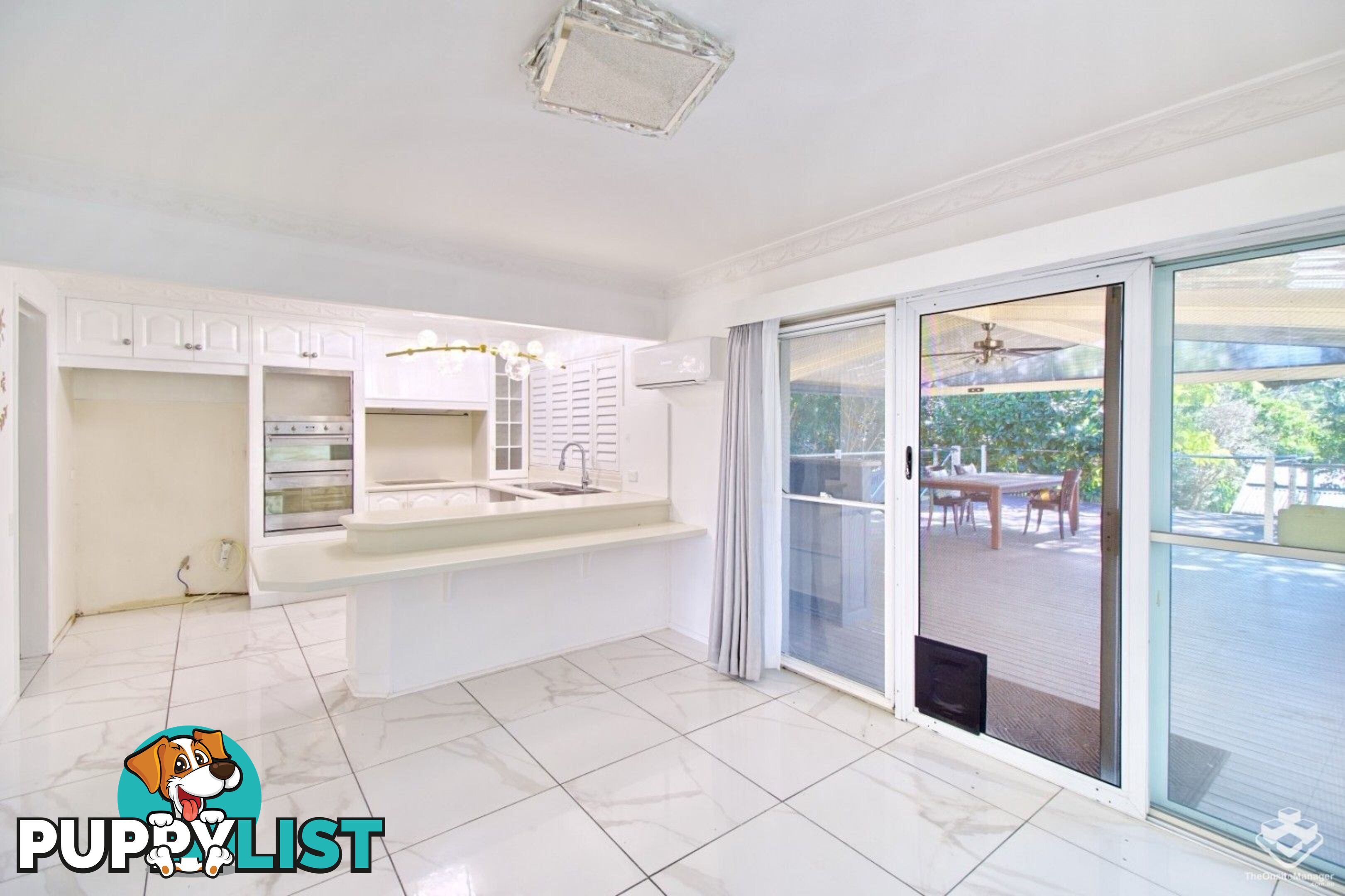 2 Dillingen Street Chapel Hill QLD 4069
