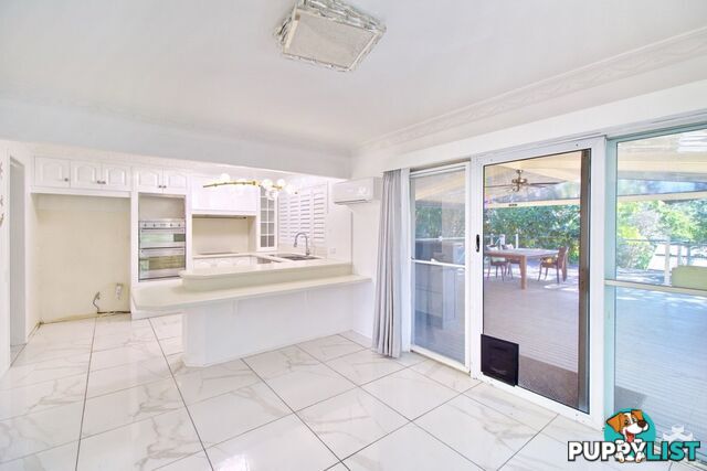 2 Dillingen Street Chapel Hill QLD 4069