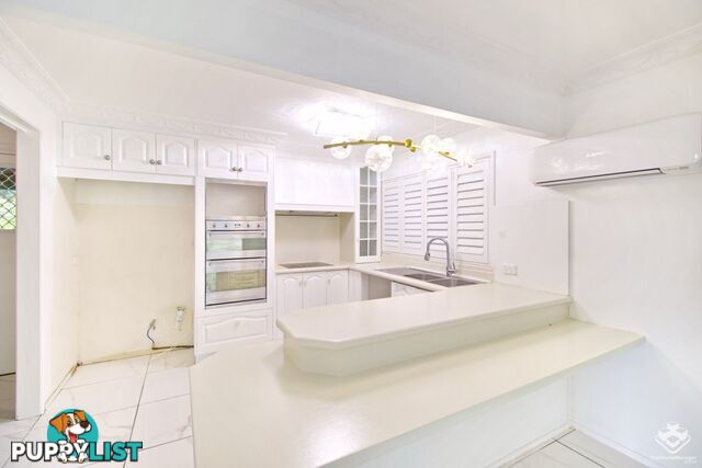 2 Dillingen Street Chapel Hill QLD 4069