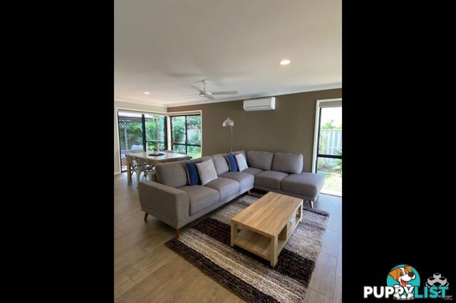 42/60 Caseys Road Hope Island QLD 4212