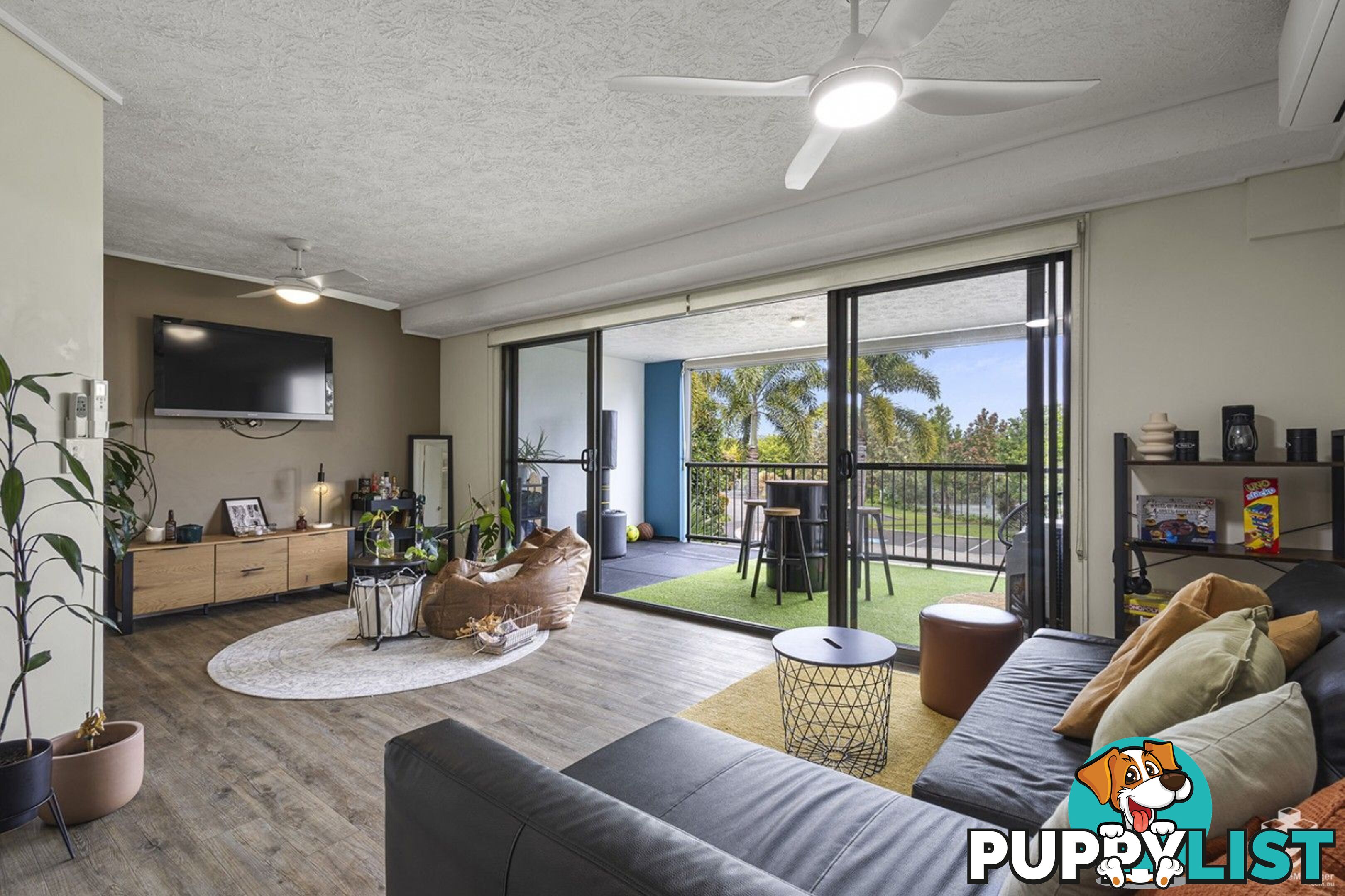 17/4 Grand Parade Parrearra QLD 4575