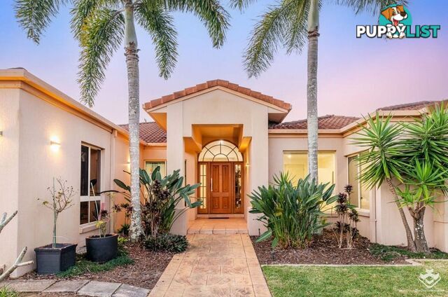 1643 Riverdale Court Hope Island QLD 4212