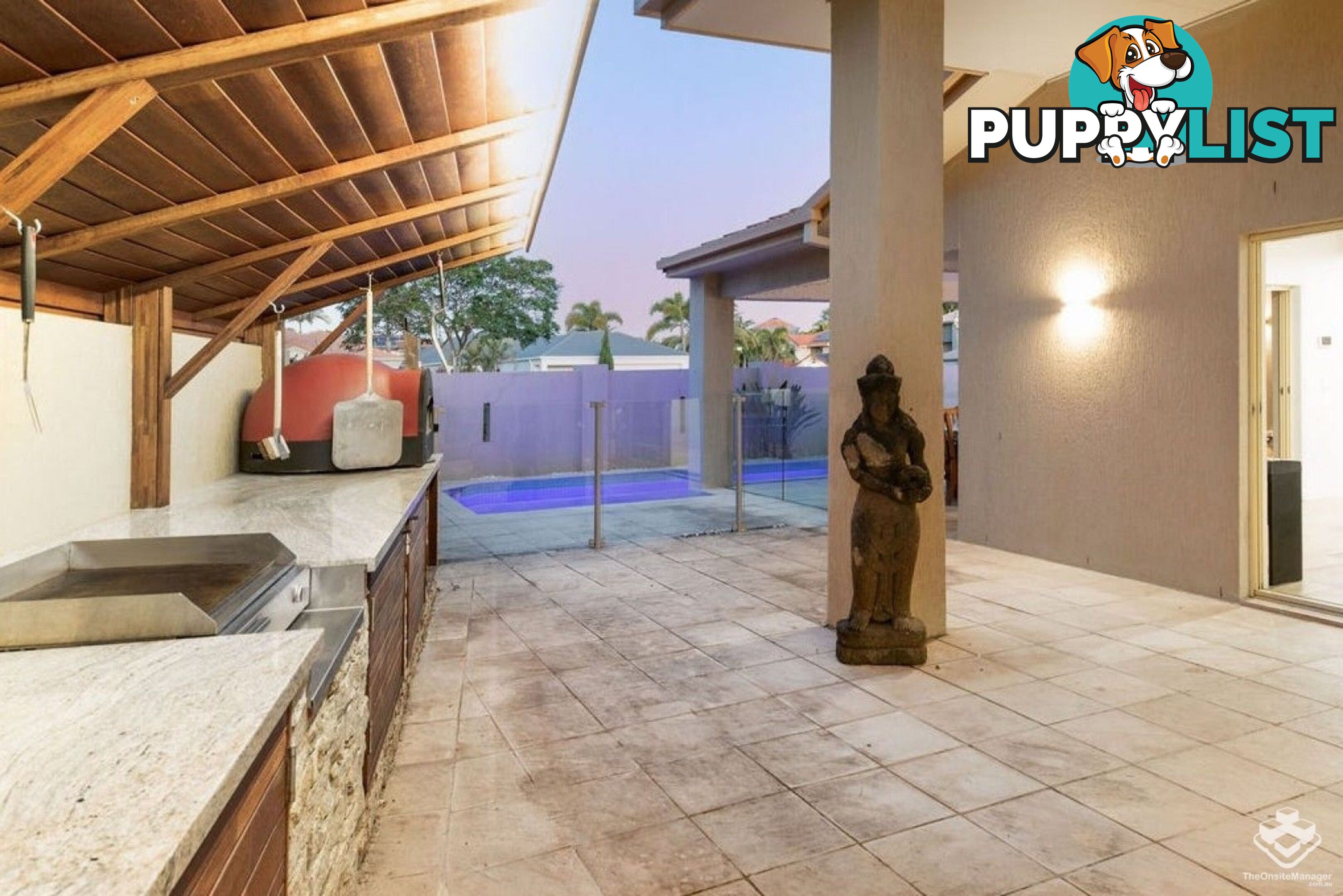 1643 Riverdale Court Hope Island QLD 4212