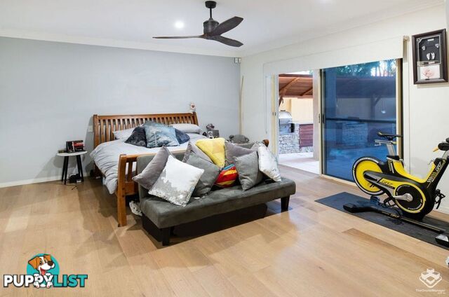 1643 Riverdale Court Hope Island QLD 4212