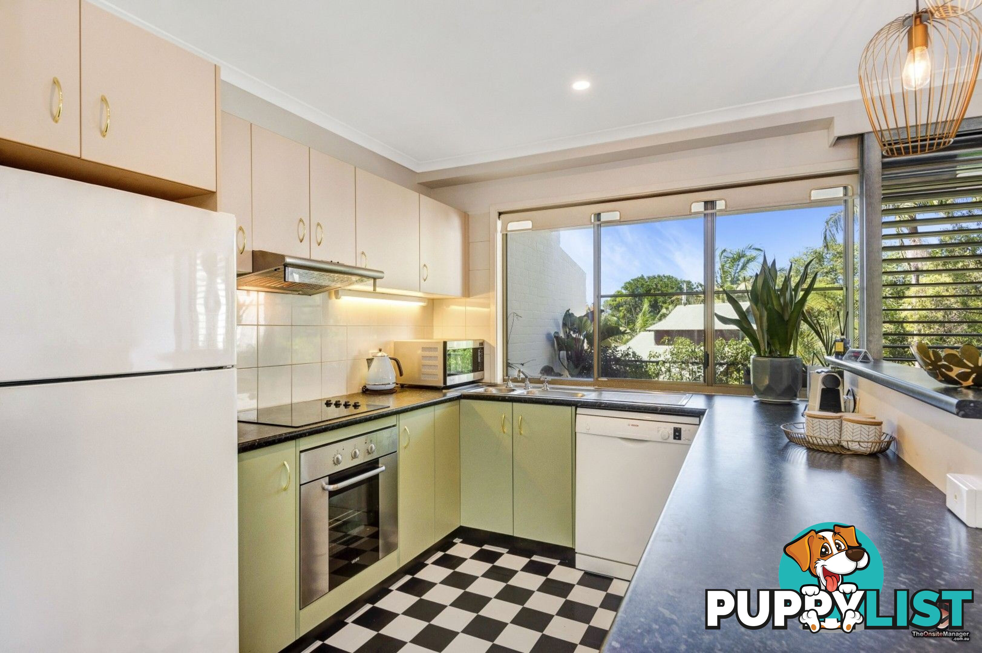 ID:21094468 24 Scott Street Byron Bay NSW 2481