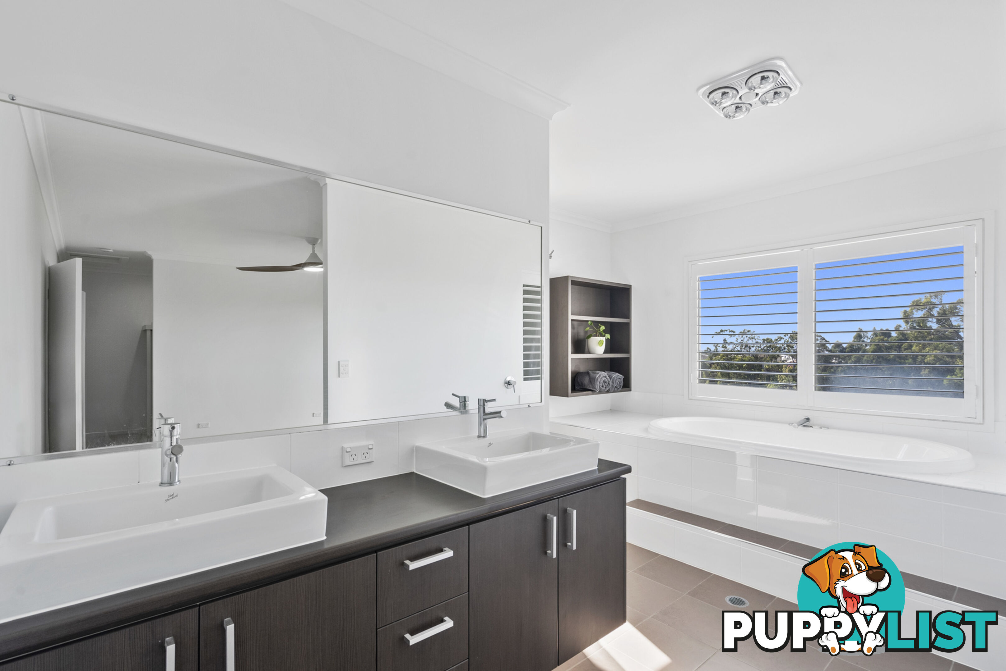 23 McAuley Parade Pacific Pines QLD 4211