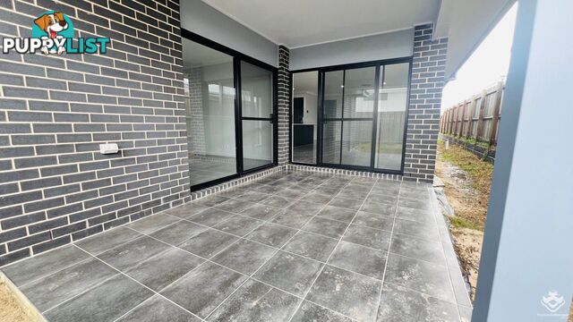 15 Freycinet Street Redland Bay QLD 4165