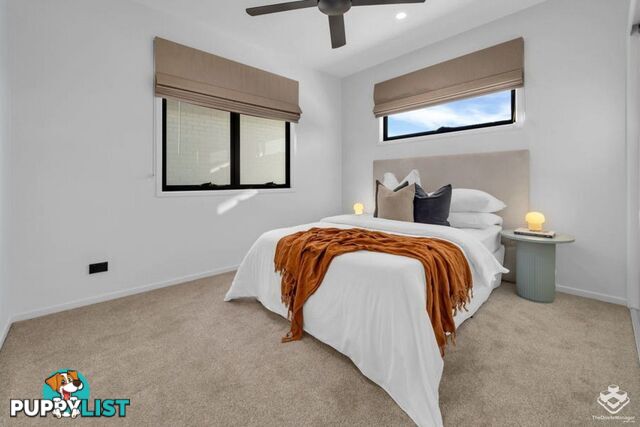 68 Raceview Avenue Hendra QLD 4011