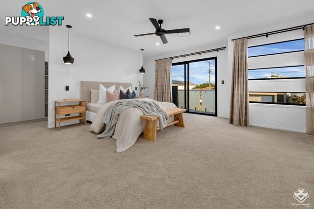 68 Raceview Avenue Hendra QLD 4011