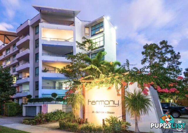p5/28 Bayview Street Runaway Bay QLD 4216