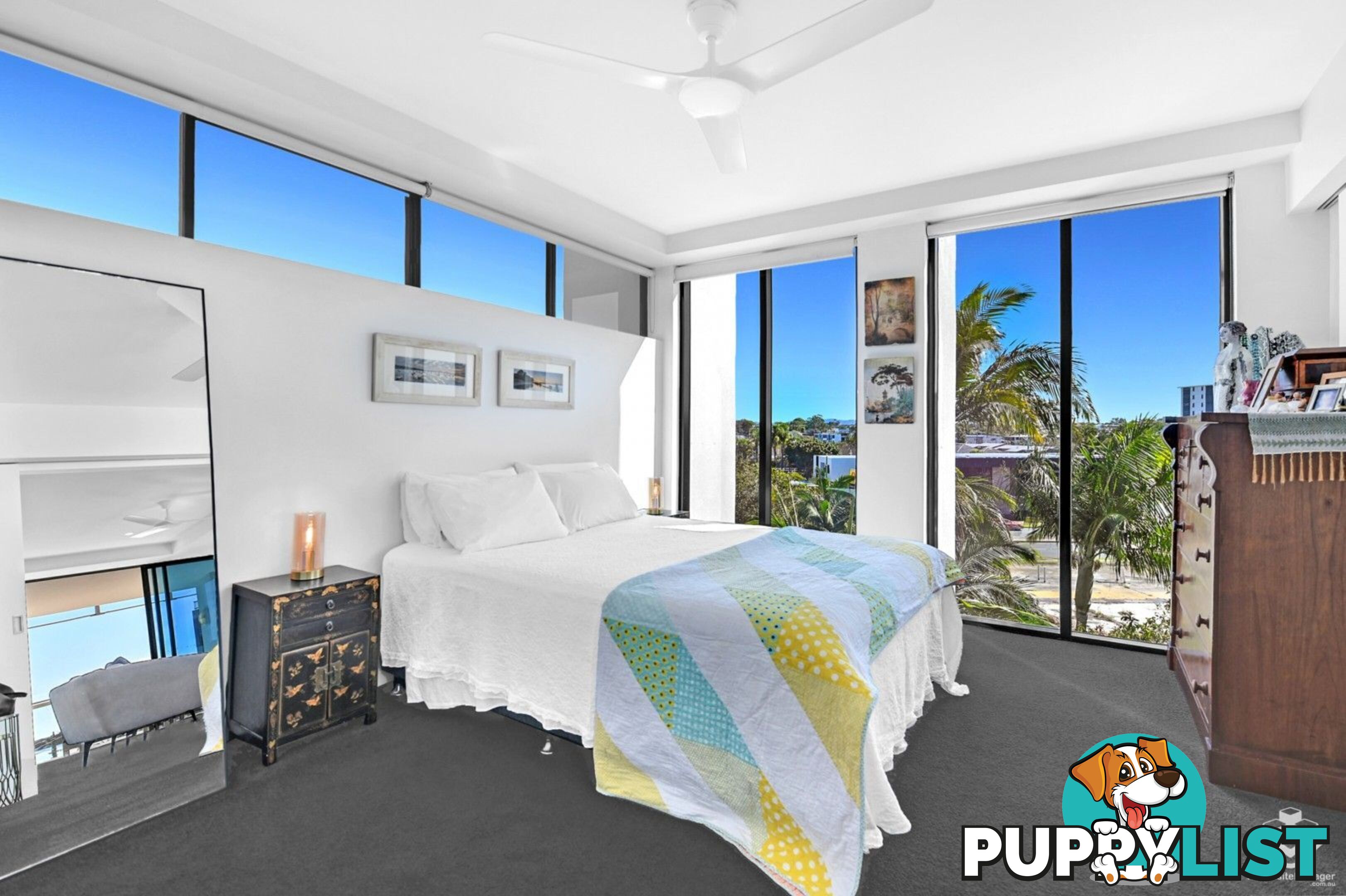 ID:21158437 230 Marine Parade Labrador Qld 4215