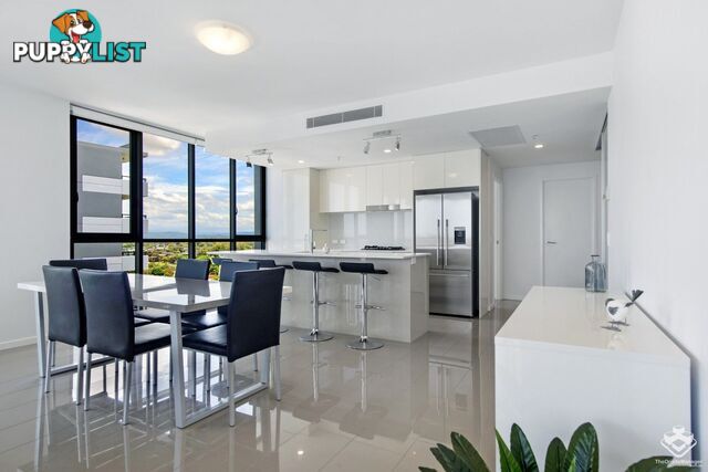 304/378 Marine Parade Labrador QLD 4215