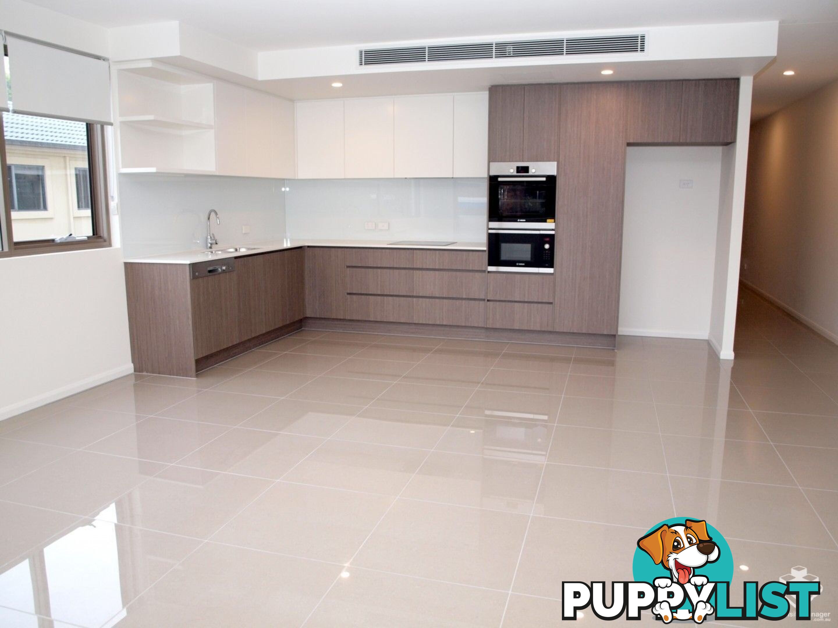 ID:21153726 5 Chester Terrace Southport QLD 4215