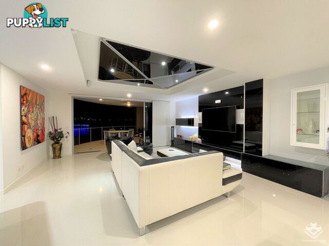 ID:21156469 3046 Quay South Drive Carrara QLD 4211