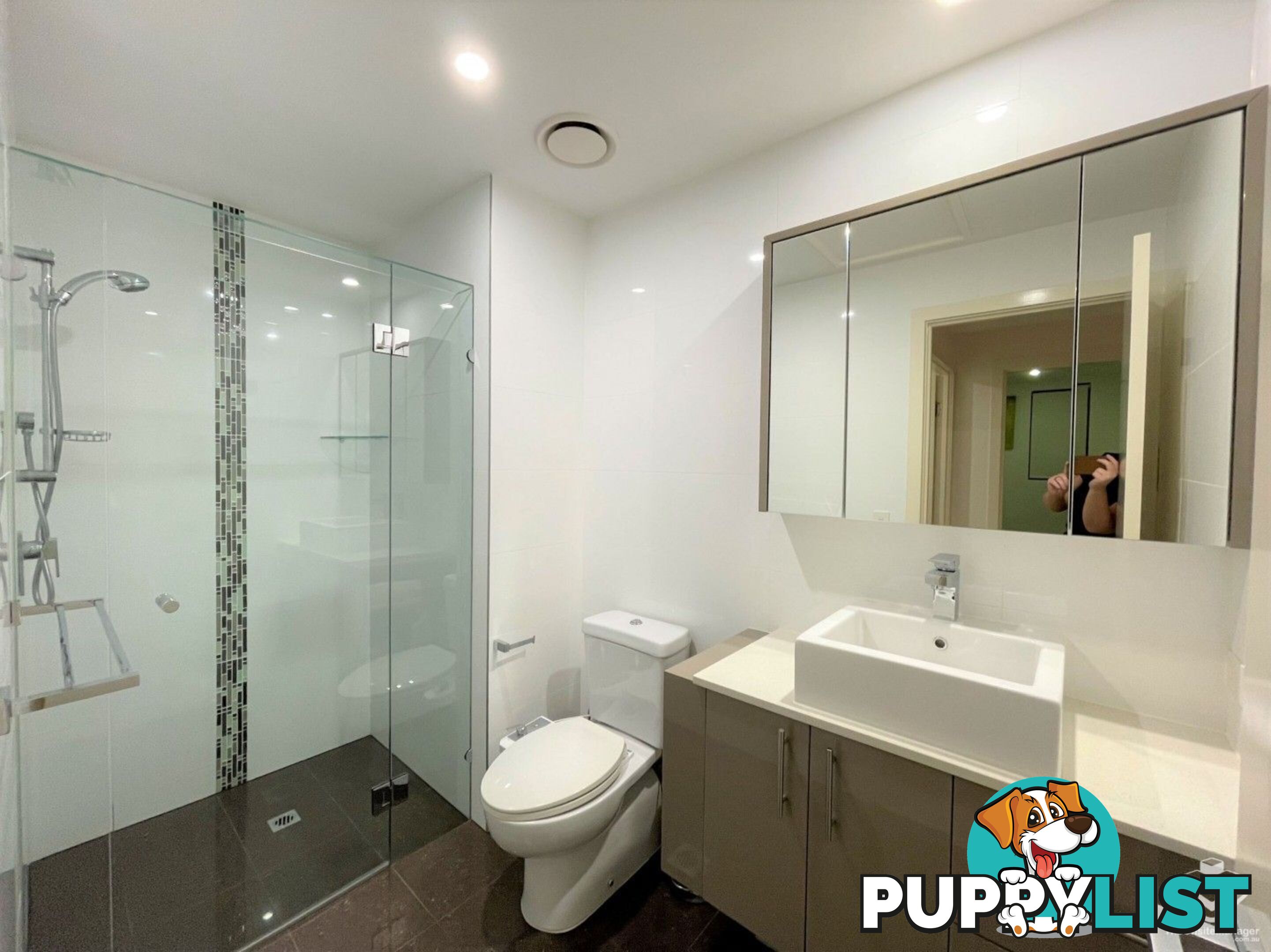 ID:21156469 3046 Quay South Drive Carrara QLD 4211