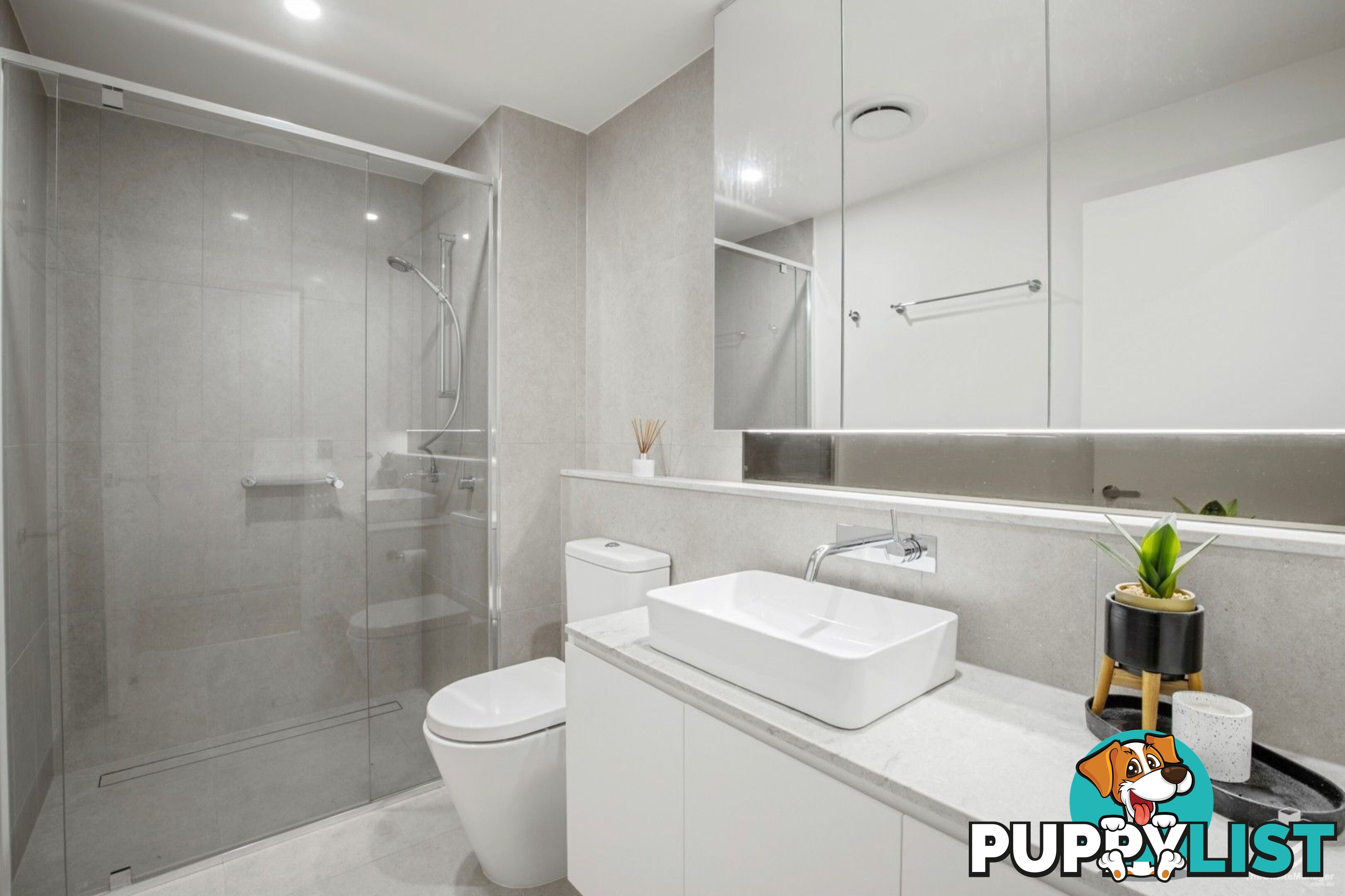 408/110-112 Frank Street Labrador QLD 4215