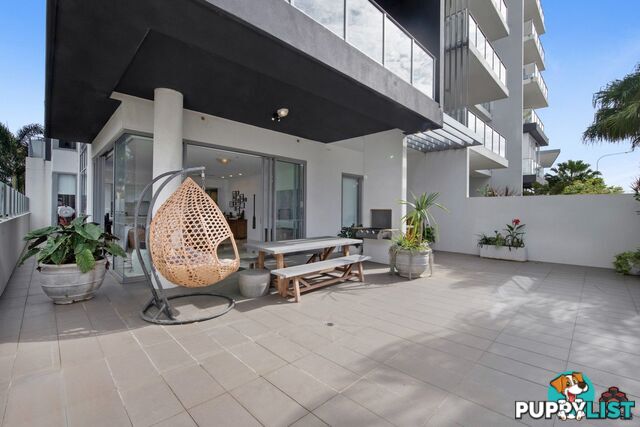 103/378 Marine Parade Labrador QLD 4215