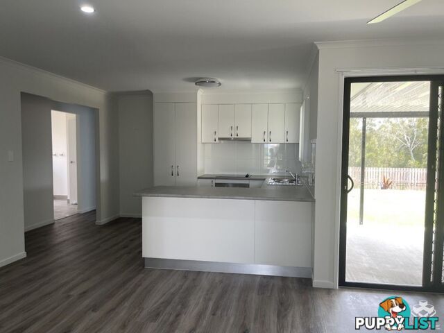 Eli Waters QLD 4655