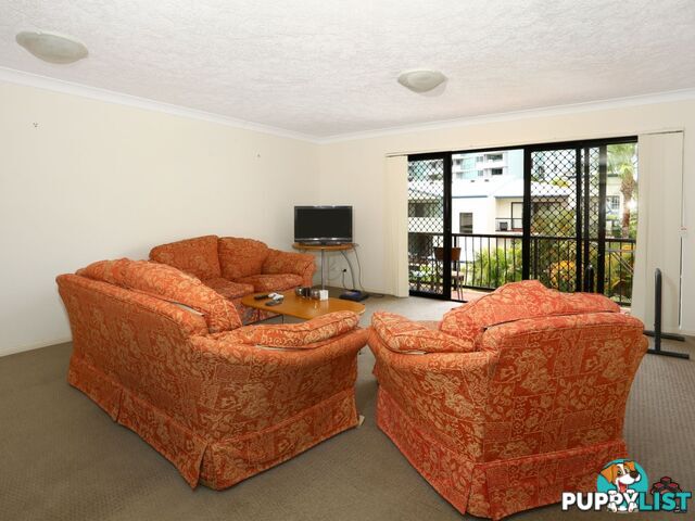 38 Labrador Street Labrador QLD 4215