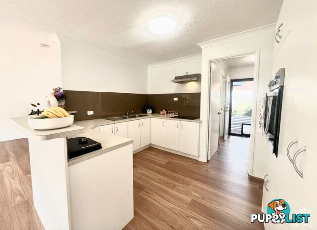 31/172 Barrier Reef Drive Mermaid Waters QLD 4218