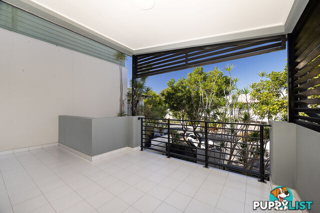 2 / 16 Surbiton Court Carindale QLD 4152