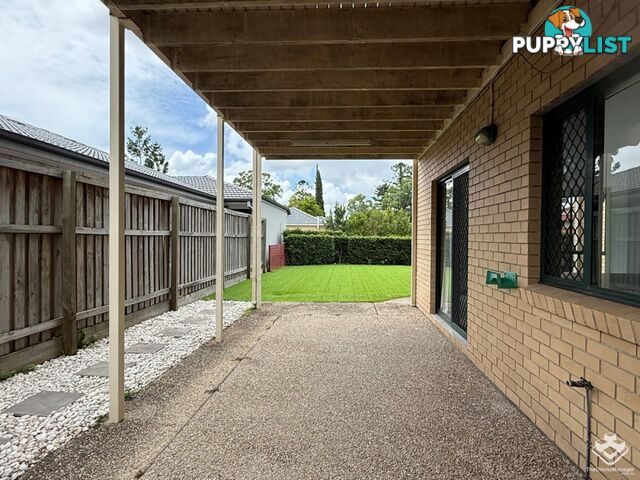 33 Lakeside Circuit Sinnamon Park QLD 4073