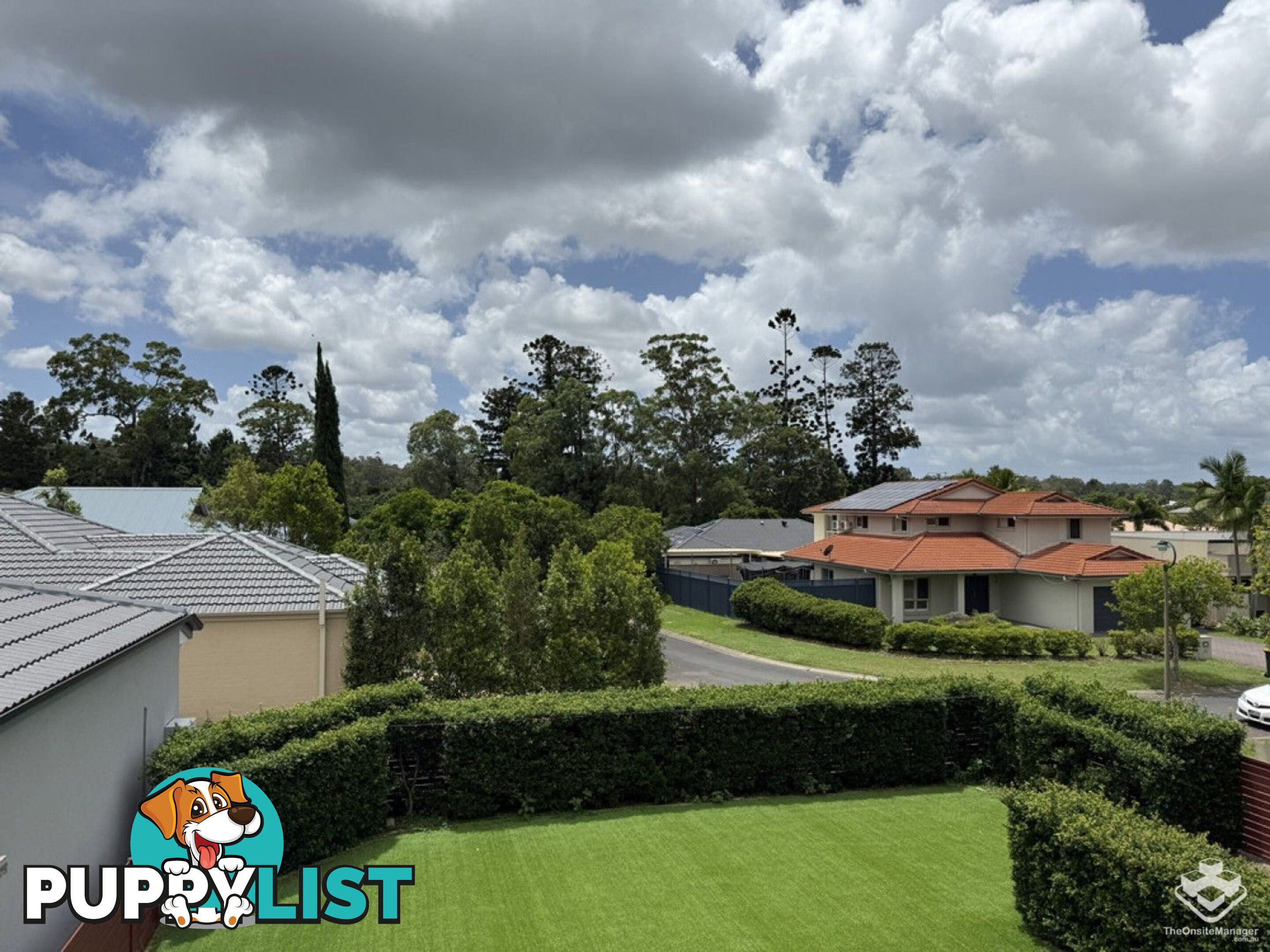 33 Lakeside Circuit Sinnamon Park QLD 4073