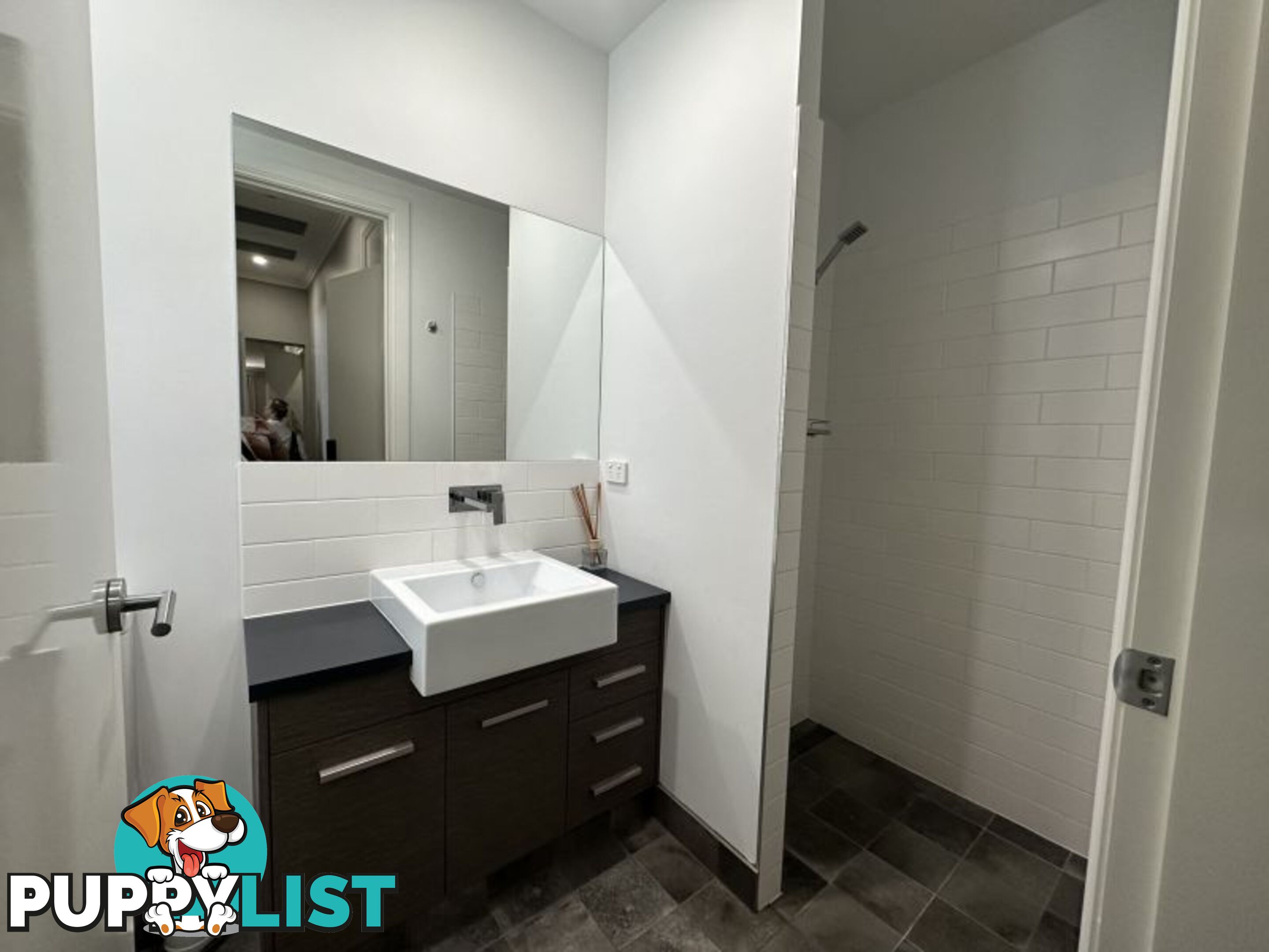 ID:21122022 93 Hunter Street Newcastle NSW 2300